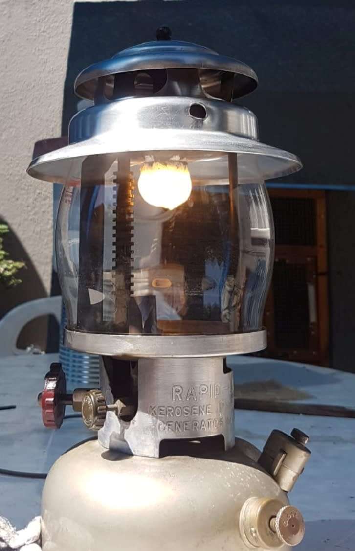Vintage Coleman 238B Rapid-Light Lantern 1951-Very rare-Working