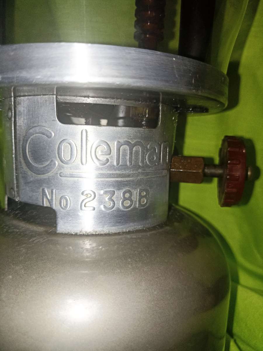 Vintage Coleman 238B Rapid-Light Lantern 1951-Very rare-Working