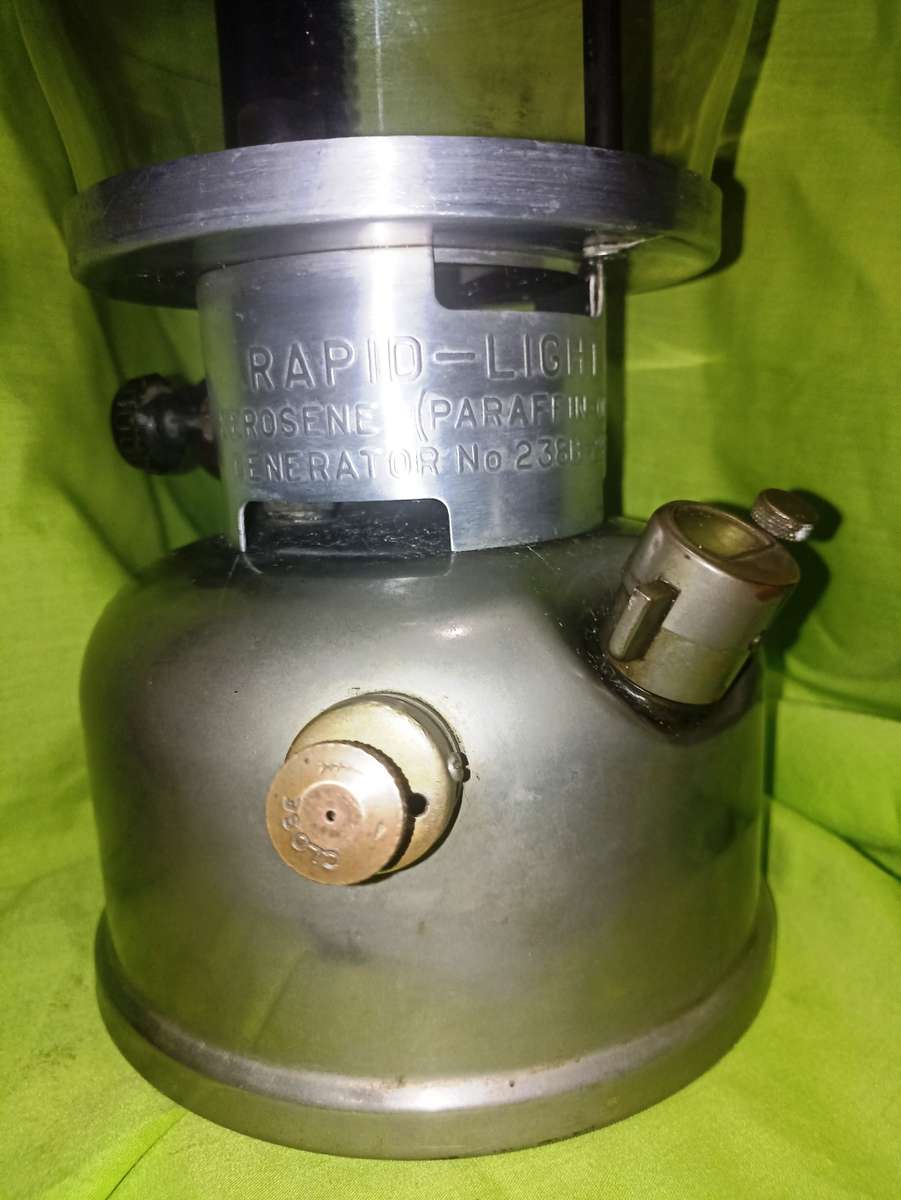 Vintage Coleman 238B Rapid-Light Lantern 1951-Very rare-Working