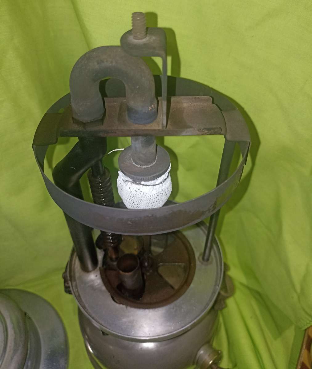 Vintage Coleman 238B Rapid-Light Lantern 1951-Very rare-Working