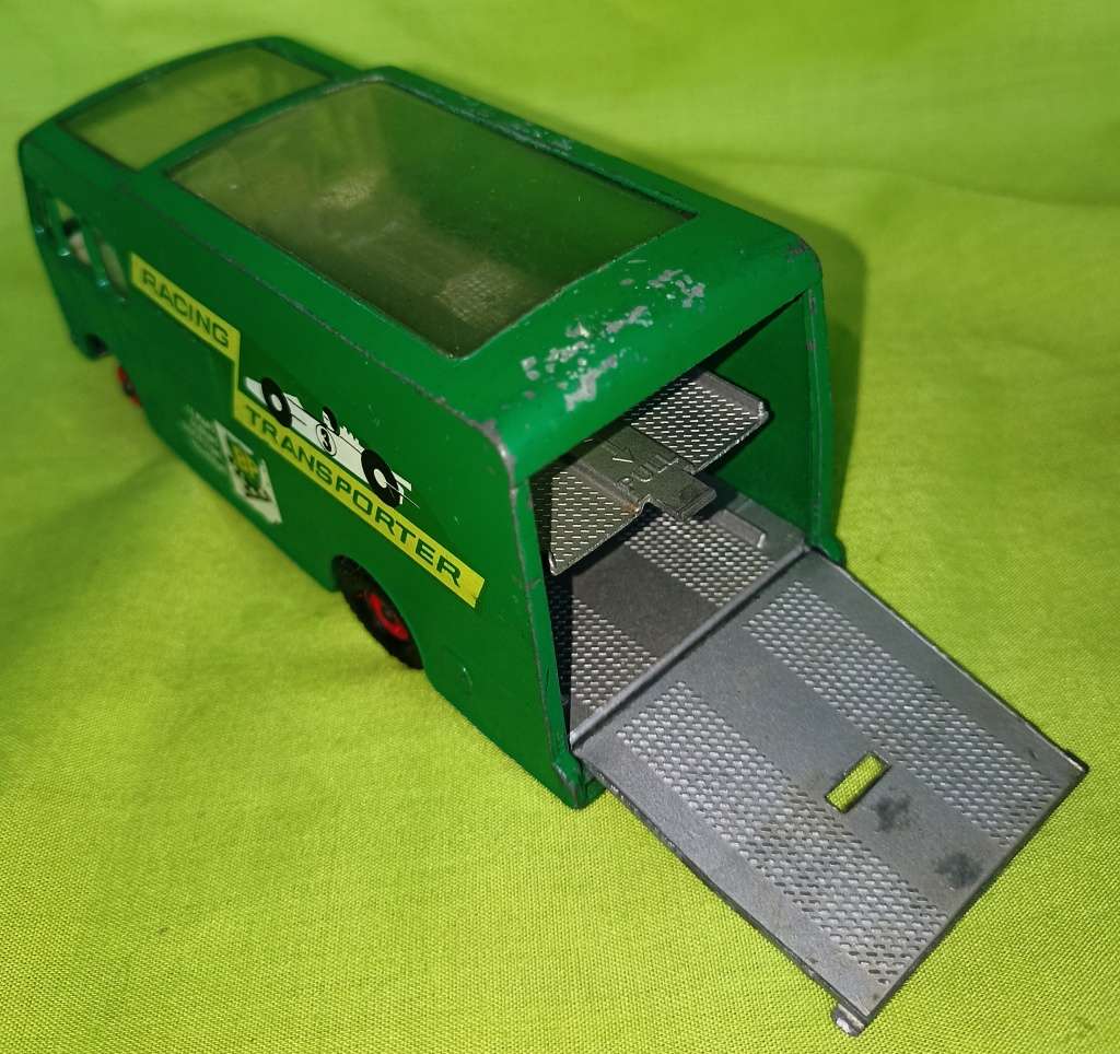 Matchbox King Size - Racing Car Transporter No K-5 Die Cast-Made by Lesney