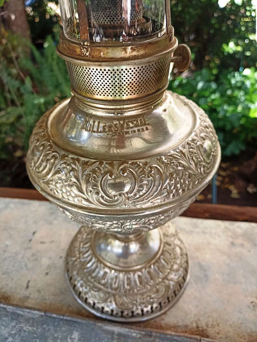 Beautiful Victorian Miller & Co heavily Embossed `Juno` Oil Lamp