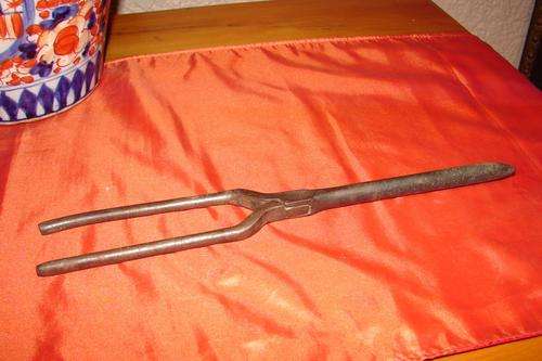 Antique hair curl tool-Marked Made in France-Lenght 30cm