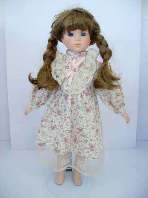 BEAUTIFUL BAREFOOT PORCELAIN DOLL HEIGHT +- 400MM ~ PLEASE READ DESCRIPTION ~