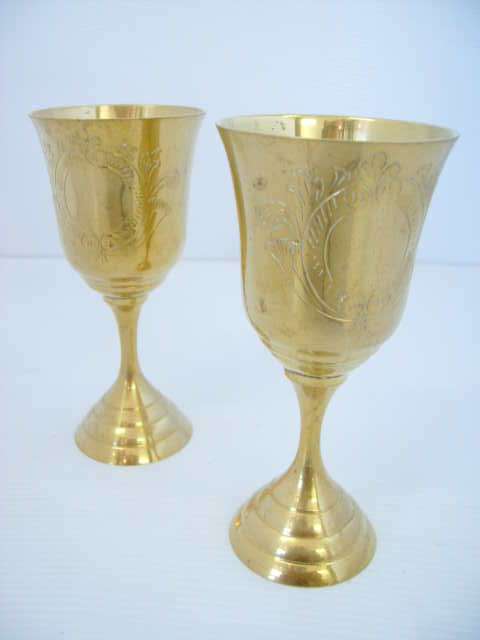 2X BEAUTIFULL BRASS WINE CUPS. ONE BID. PLEASE READ DESCRIPTION AND SHIPPING DETAILS