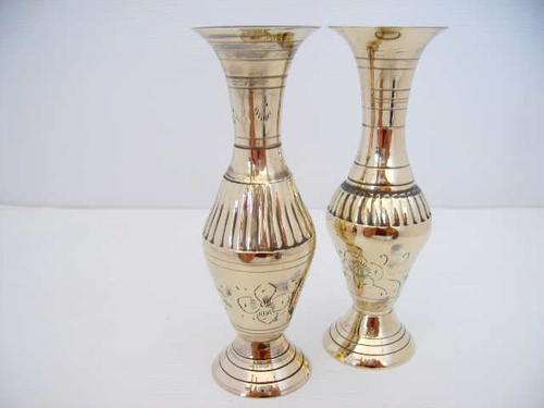 2X BEAUTIFULL BRASS CANDLE HOLDERS; ONE BID. PLEASE READ DESCRIPTION & SHIPPING DETAILS