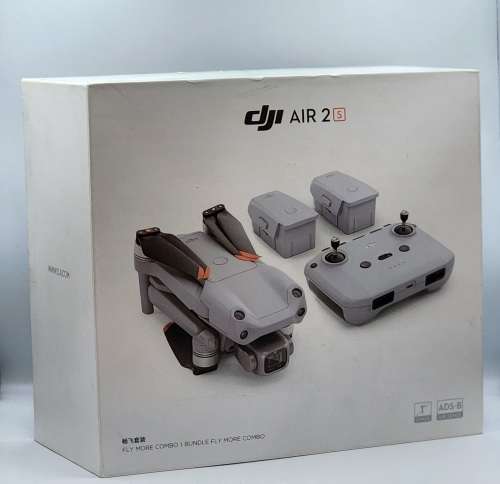 DJI Mavic Air 2s Flymore Combo