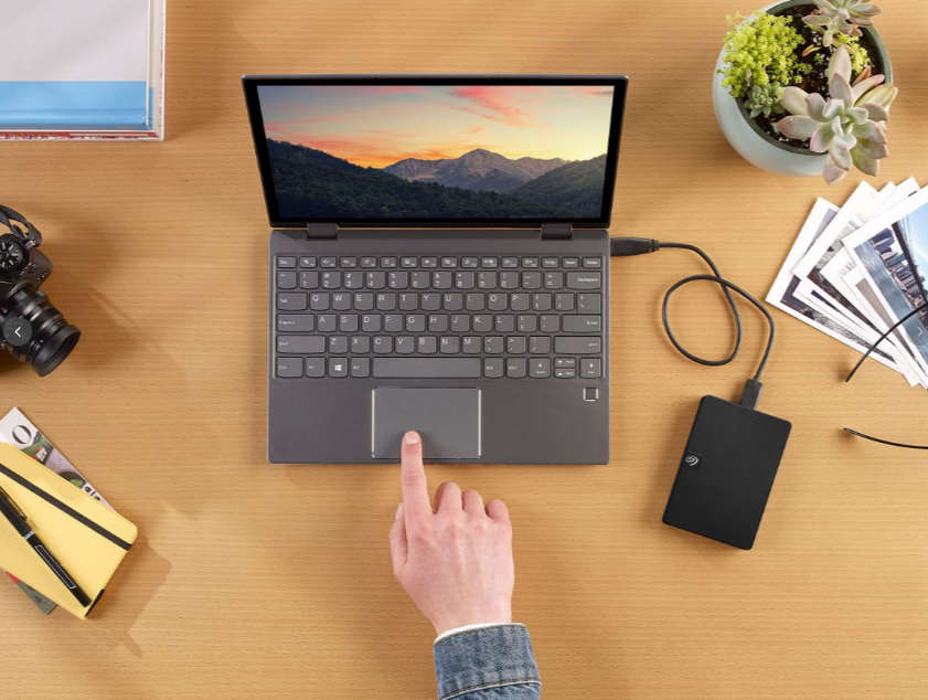 Seagate Expansion 2TB Portable Hard Drive