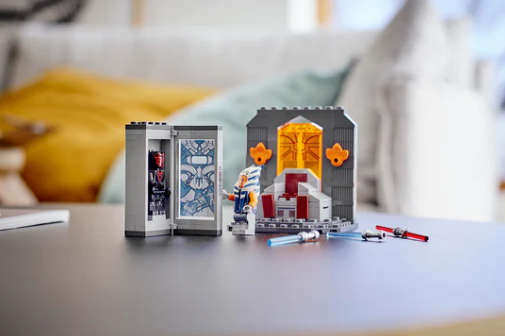 LEGO® Star Wars Duel on Mandalore Building Kit 75310