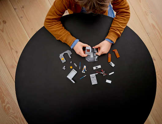 LEGO® Star Wars Duel on Mandalore Building Kit 75310