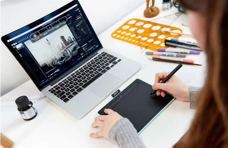 Wacom Intuos S Drawing Tablet Pistachio