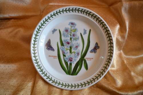 3 Port Meirion medium size plates
