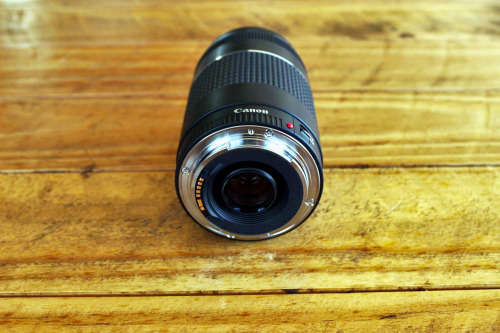 Canon EF 75-300mm 1:4-5.6 III Telephoto zoom lens
