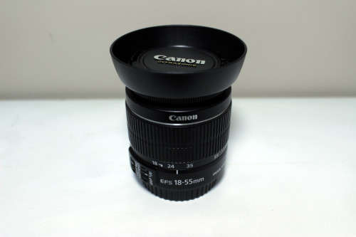 Canon EF-S 18-55mm 1:3.5-5.6 IS II + lens hood