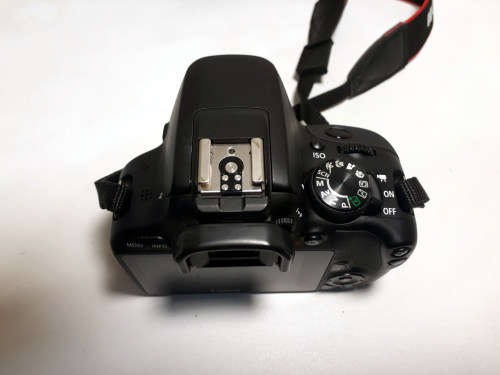 Canon EOS 100D body - great value