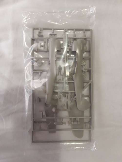 Hasegawa 1/72 P-40n Warhawk