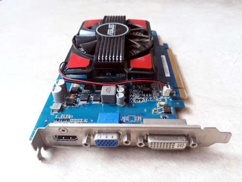 ASUS GT 440 graphics card