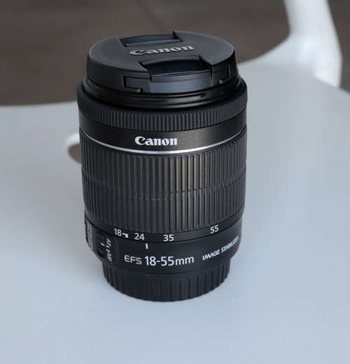 Canon EF-S 18-55mm 1:3.5-5.6 IS STM lens + lens hood