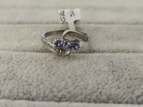 DISCOUNT!! Sparkling White-Gold Trilogy Tanzanite Ring