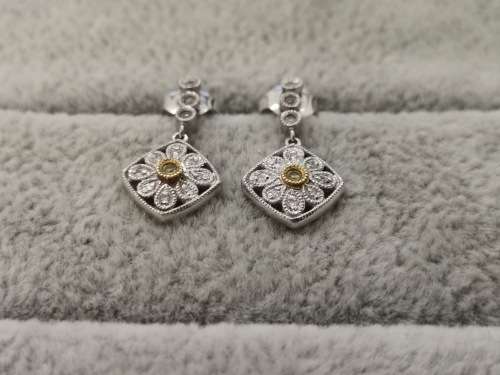 White-Gold Dangling Diamond Earrings