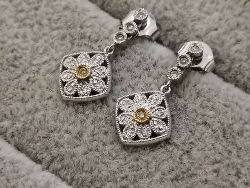 White-Gold Dangling Diamond Earrings