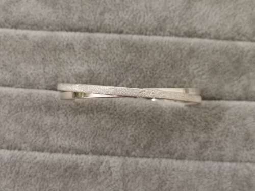 Pretty Silver Bangle