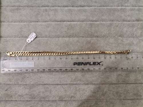 Stunning Gold Curb Chain