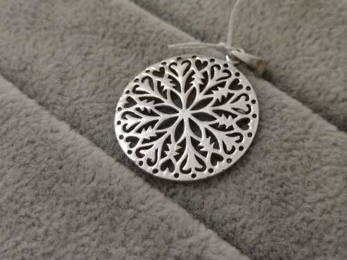 DISCOUNT!!  Silver Snowflake Pendant