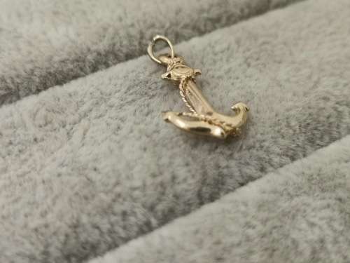Detailed 9ct Yellow Gold Anchor Charm/Pendant