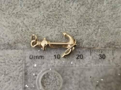 Detailed 9ct Yellow Gold Anchor Charm/Pendant