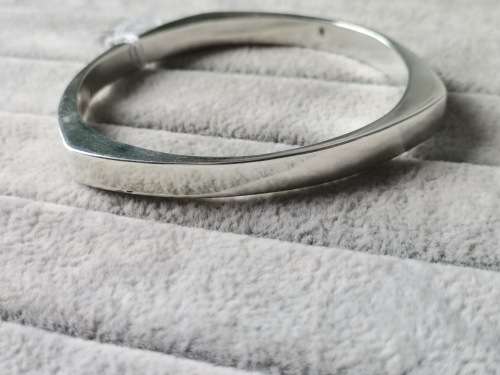 Unique Silver Bangle