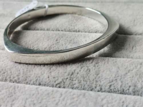 Unique Silver Bangle
