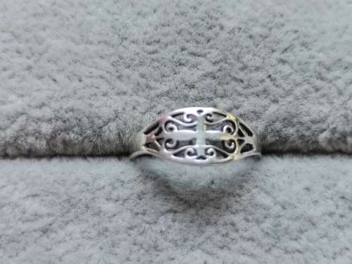 DISCOUNT!! Intricately Detailed Silver Ring