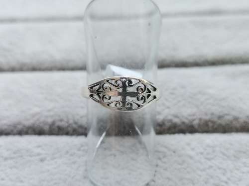 DISCOUNT!! Intricately Detailed Silver Ring