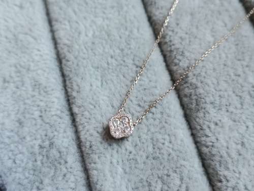18ct Rose Gold Necklace with Diamonds