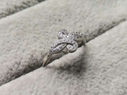 Sparkling Silver Ring