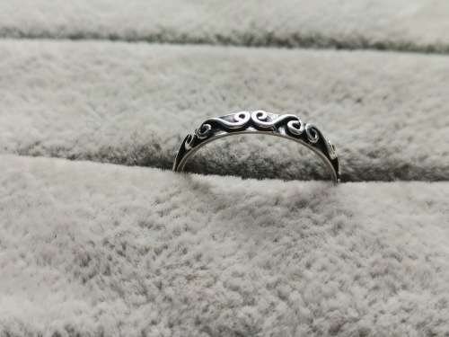 DISCOUNT!! Patterned Silver Ring