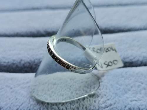 9ct Gold Half-Eternity Ring