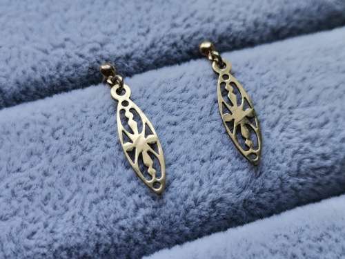 Detailed 9ct Gold Earrings