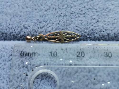 Detailed 9ct Gold Earrings