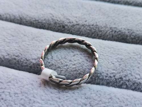 DISCOUNT!! Patterned Silver Ring