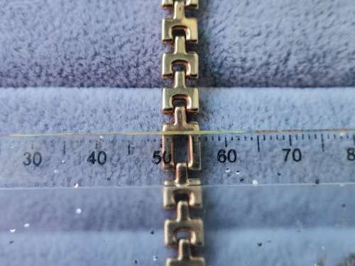 Stunning 9ct Gold Bracelet