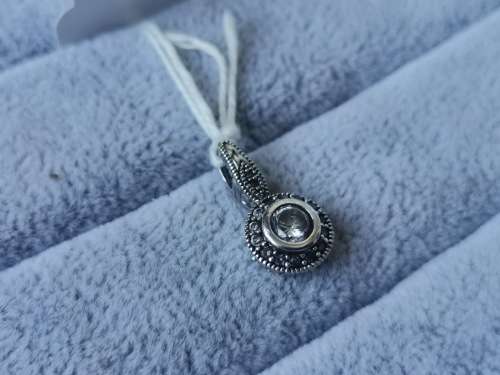 ***R1 Auction** Gorgeous Silver Pendant