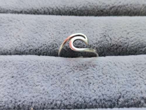 DISCOUNT!! Silver Wave Ring