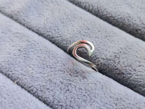 DISCOUNT!! Silver Wave Ring