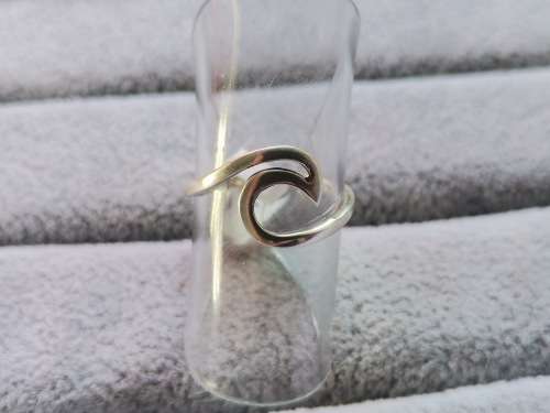 DISCOUNT!! Silver Wave Ring