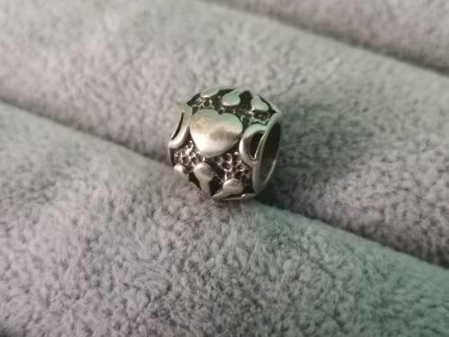 **R1 Auction**  Pandora Compatible Charm