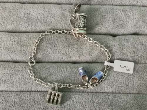 **R1 Auction**  Silver German Barcelet