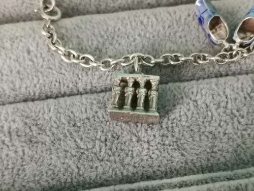 **R1 Auction**  Silver German Barcelet