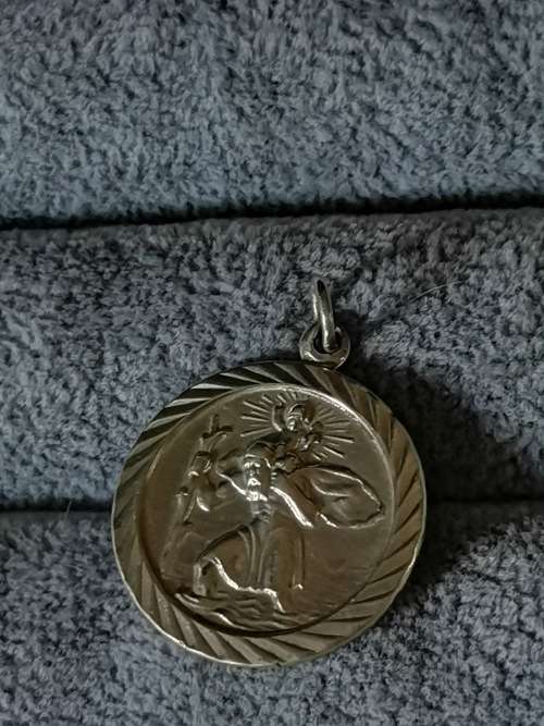 **R1 Auction**  Silver St Christopher Pendant